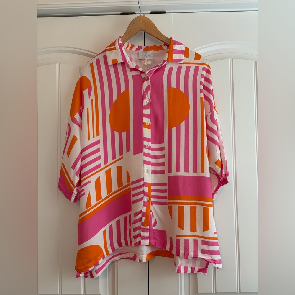 Seven Wonders NWT Women's Venus Shirt‎ Vargo Pink Exclusive Print Size M
